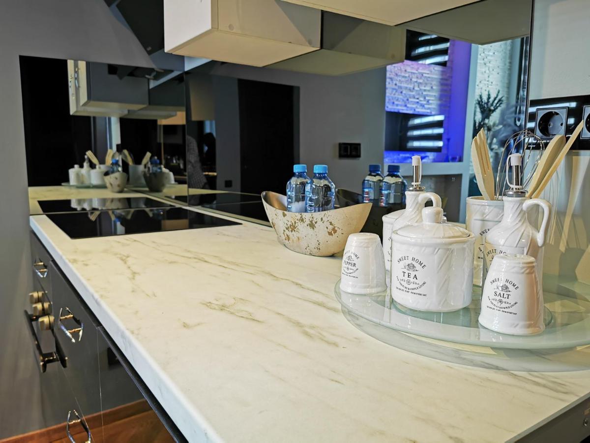 Crystal Central Apartment Braşov Extérieur photo