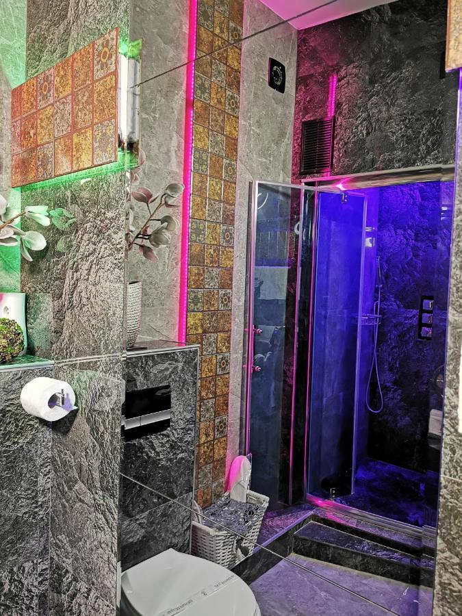 Crystal Central Apartment Braşov Extérieur photo