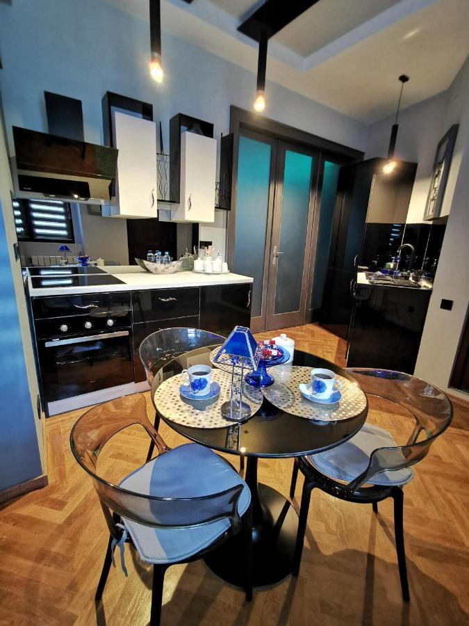 Crystal Central Apartment Braşov Extérieur photo